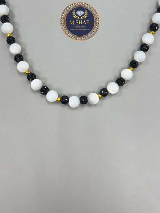 Mother of Pearl & Black Beads Necklace – Stylish Handmade Jewelry